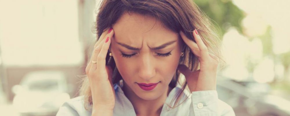 偏头痛的症状表现是什么 偏头痛的原因是什么 怎样治疗偏头痛
