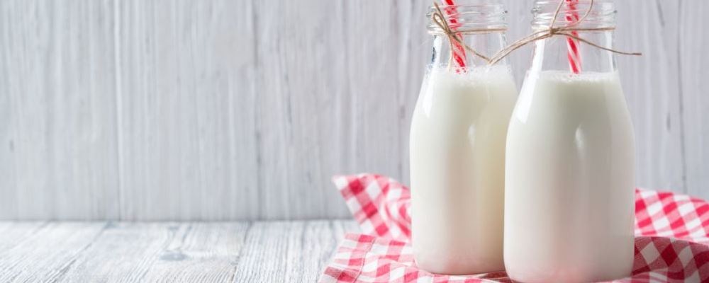 高血压能喝牛奶吗 牛奶的营养价值 高血糖能喝牛奶吗