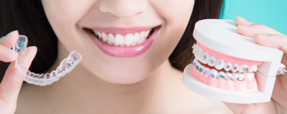 如何正确清洗和维护假牙 如何正确清洗假牙 如何正确维护假牙